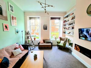 Гостиница Vibrant Spacious Apartment In West End