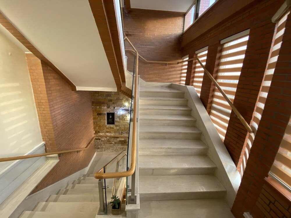 Фото The Red Bricks Hotel