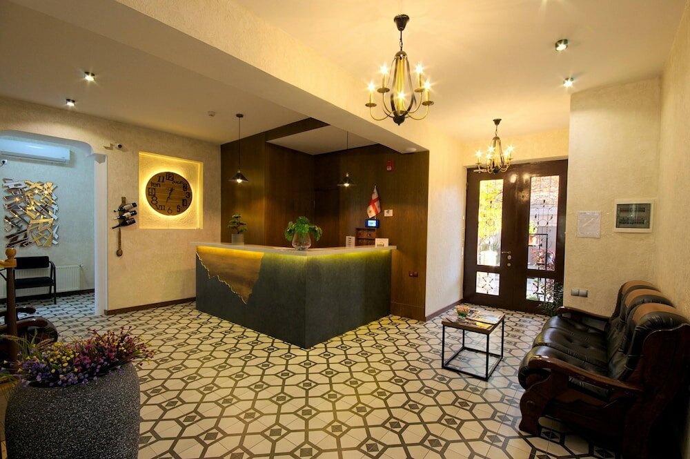 Фото Hotel Livin