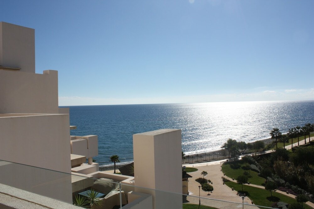 Фото First Line Penthouse With Private Pool