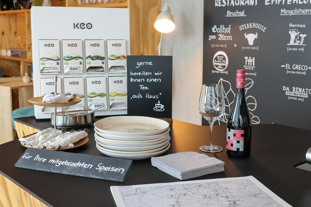 Фото Elferrooms Hotel