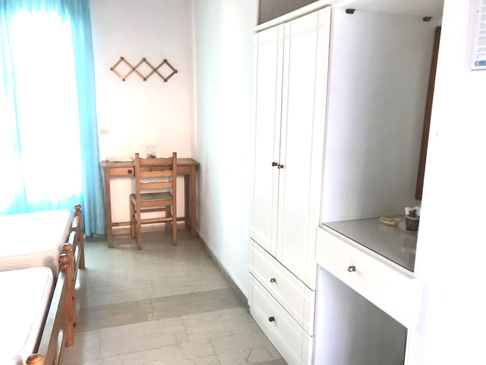 Фото Sunflower Apartments