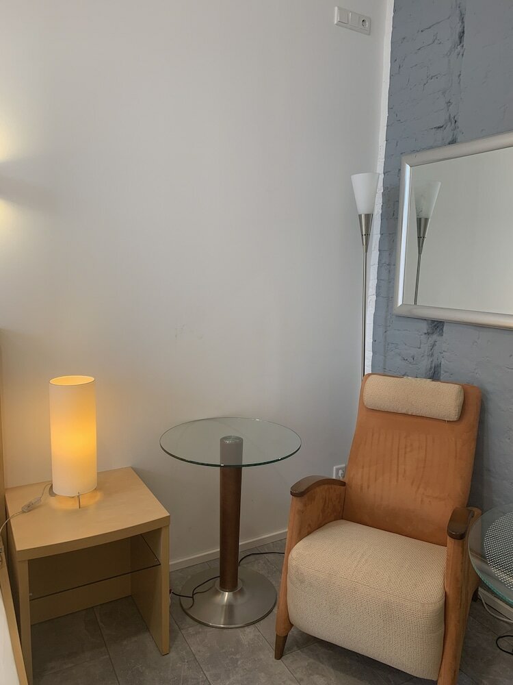 Фото Lovely Rooms Next to the Trainstation Wg