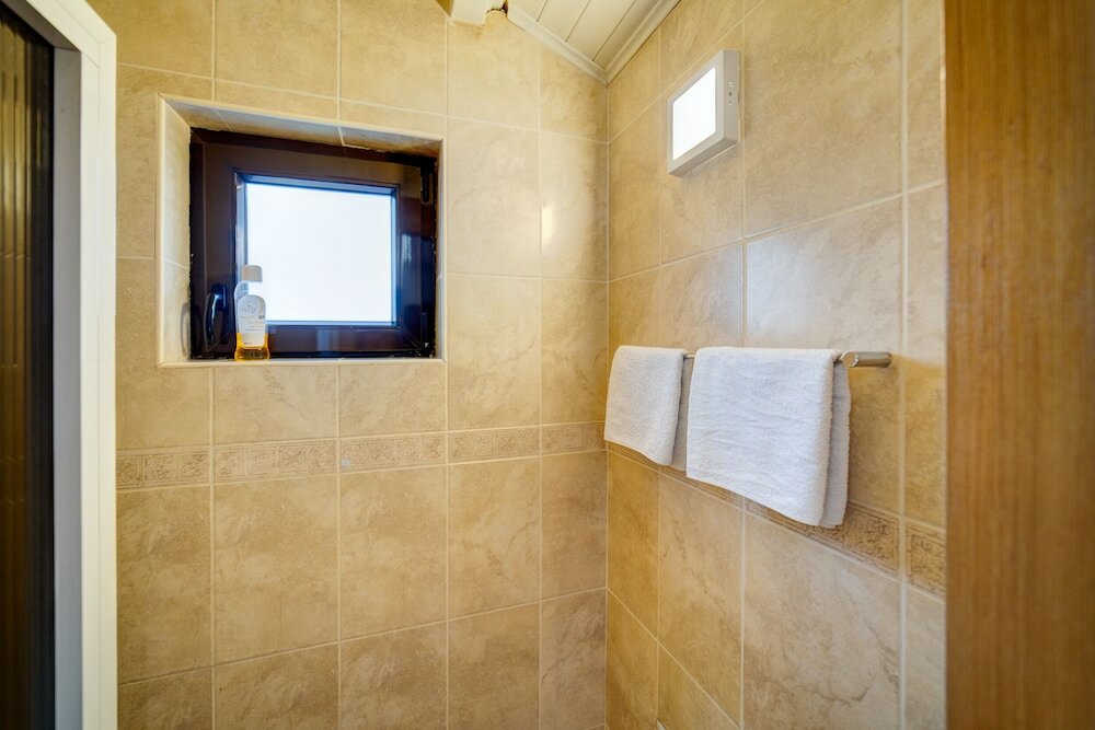 Фото Hotel Duboko