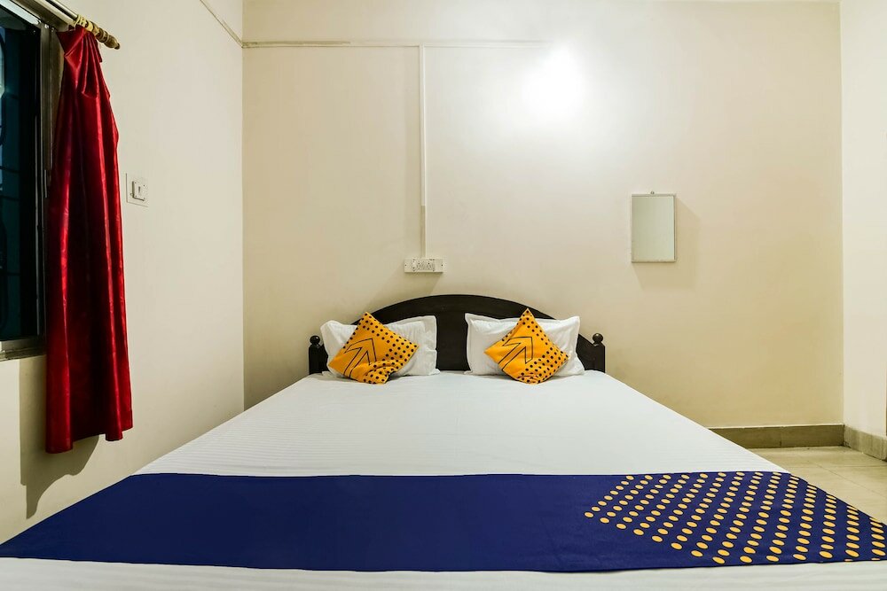 Фото Spot On 60927 Hindustan Hotel & Lodging