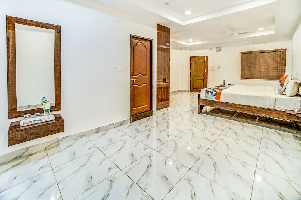 Фото FabExpress Adarsh Inn