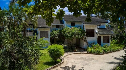 Гостиница Pinewood Beach Resort and SPA