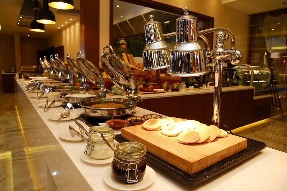 Фото Mercure Gold Hotel Jumeirah by Accor