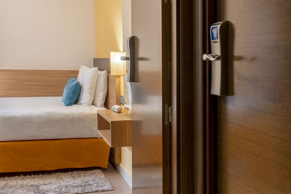 Фото Hostal Ballesta