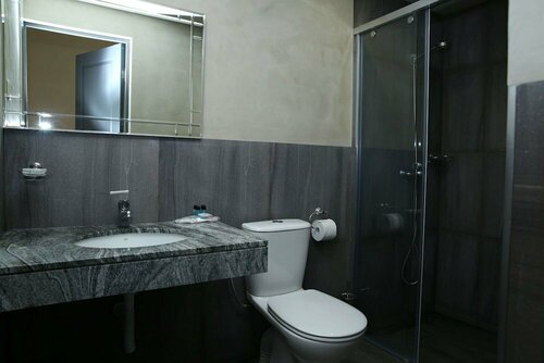 Гостиница Best Western Bohemian Resort в Севане