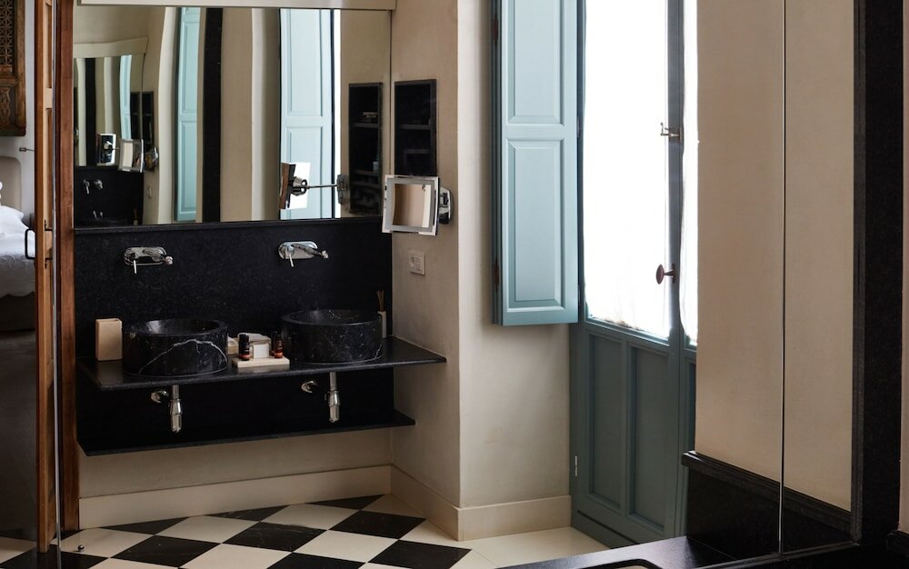 Фото Corral del Rey Sevilla