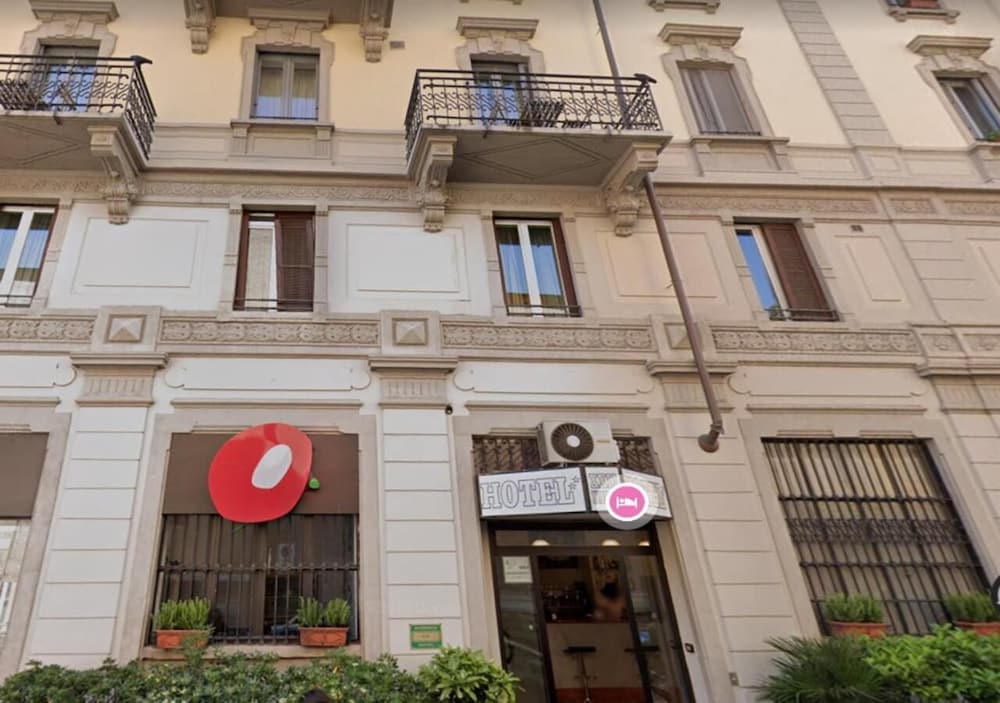 Фото Hotel 22 Marzo Milan