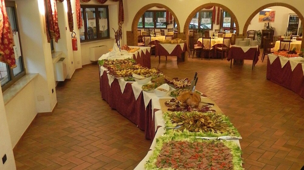 Фото Albergo Le Macinaie