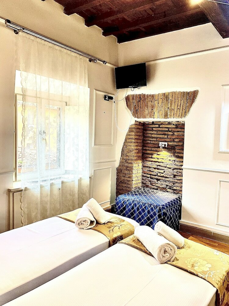 Фото Domus Ester Roma