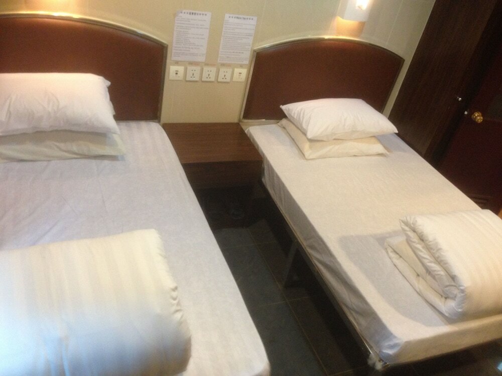 Фото Kowloon Youth Village Tsim Sha Tsui