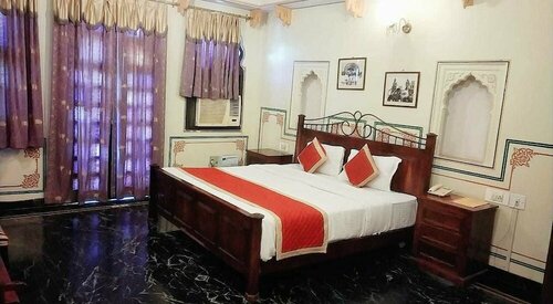 Гостиница Hotel Sajjan Niwas в Джайпуре