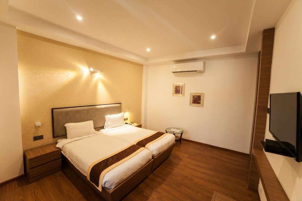 Фото Brownstar Boutique Hotel