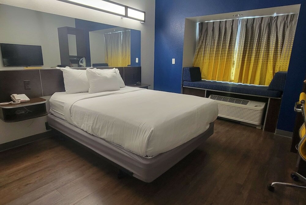 Фото Microtel Inn & Suites by Wyndham Council Bluffs/Omaha