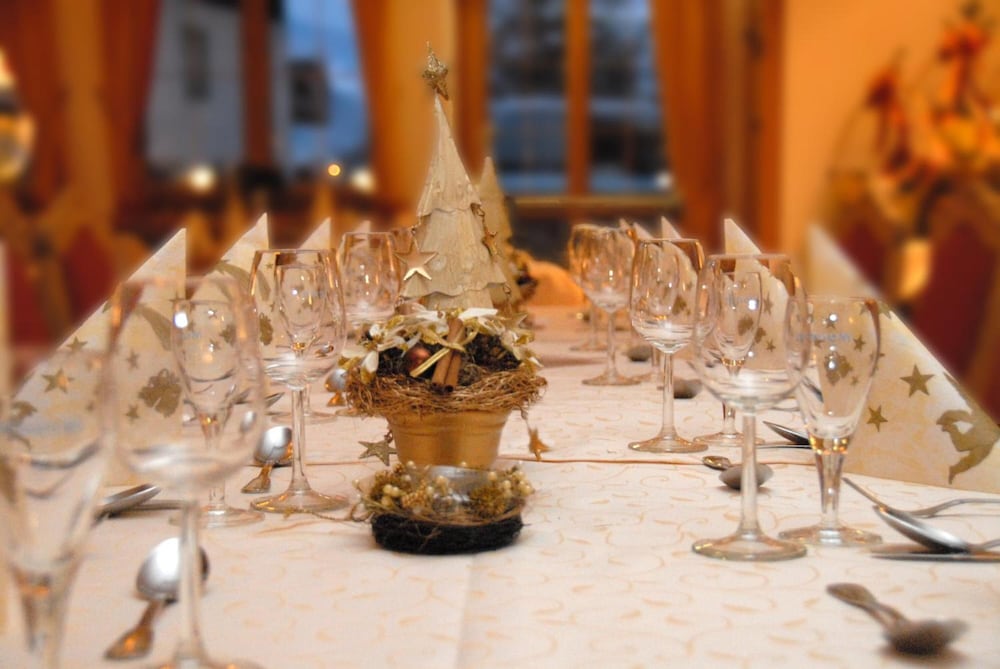 Фото Hotel Braeuwirt