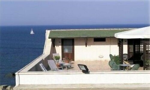 Внешний вид отеля Domus Mariae Albergo в Сиракузе, фото 3