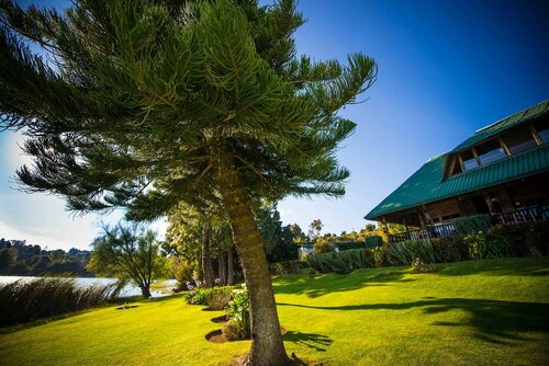 Гостиница Zirahuen Forest And Resort