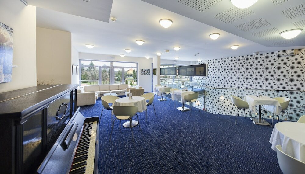 Фото Academic Hotel & Congress Centre