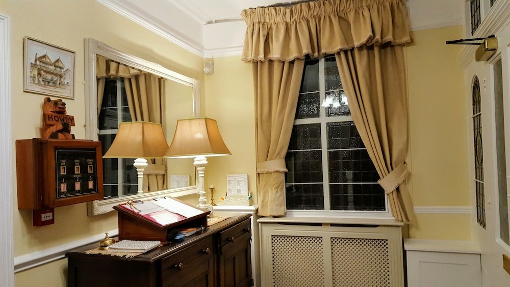 Фото Chester Brooklands B&b