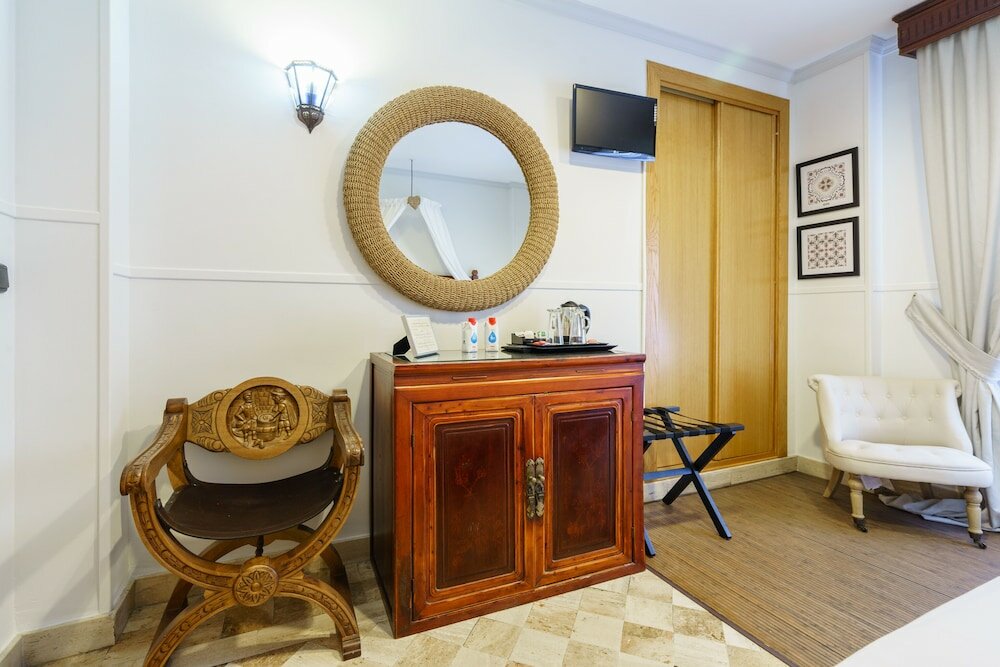 Фото Hotel Boutique Reina Mora