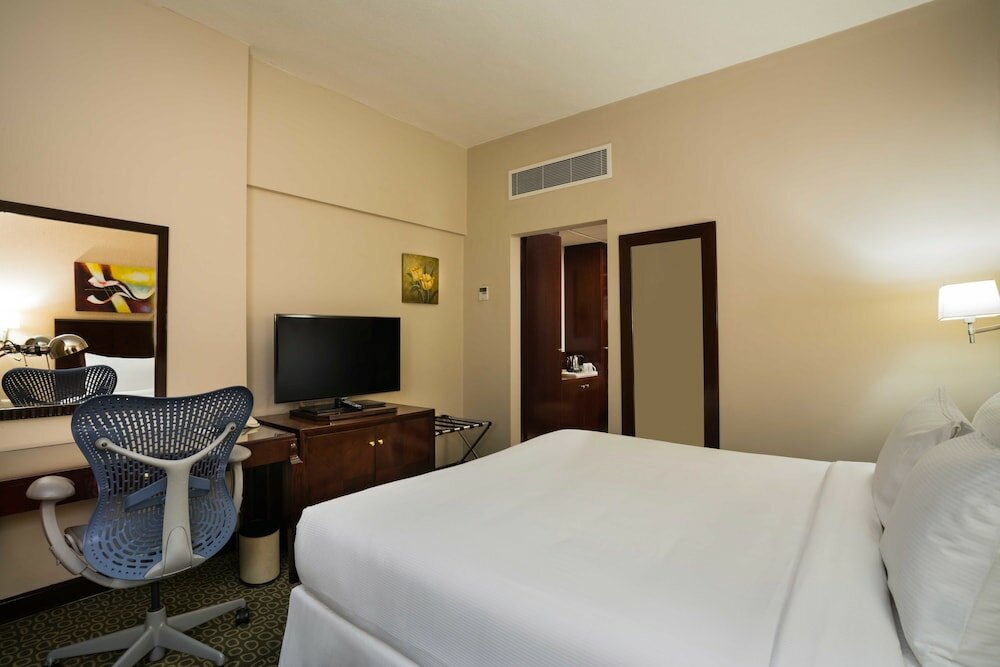 Фото Hilton Garden Inn Riyadh Olaya