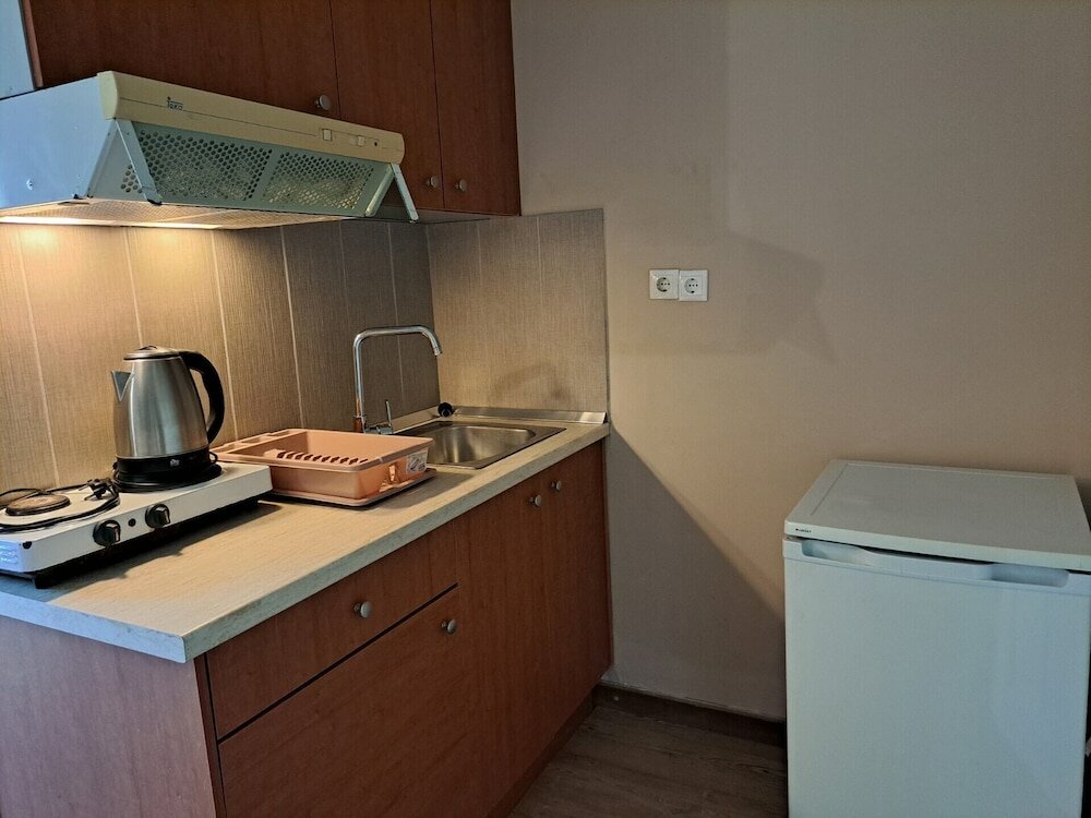 Фото Bristol Hotel & Apartments