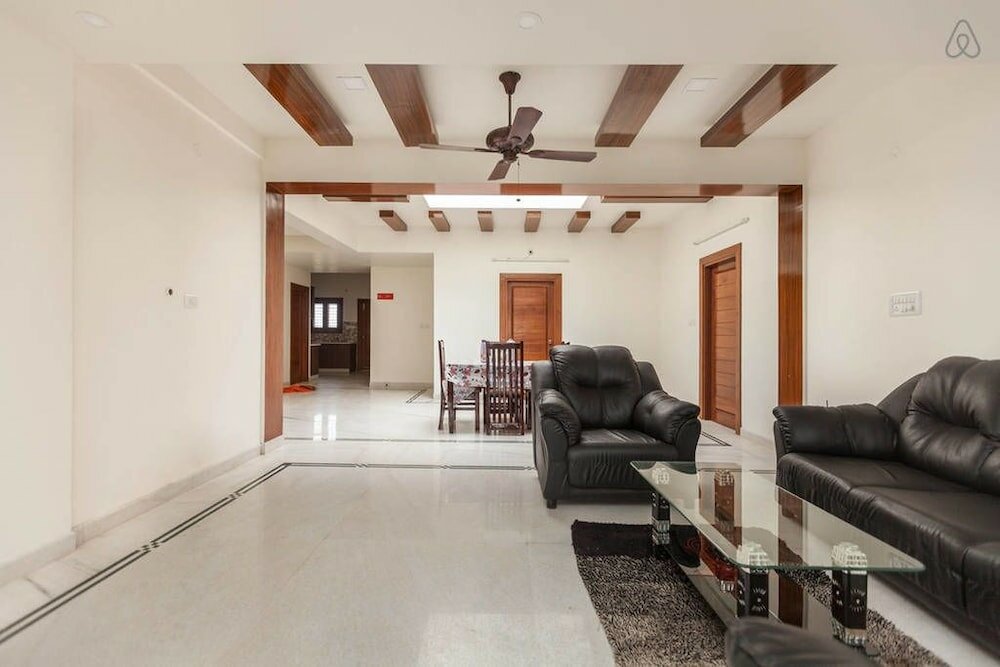 Фото Eyrie Suites