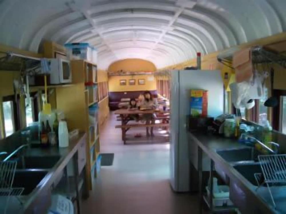 Фото Glass House Mountains Ecolodge