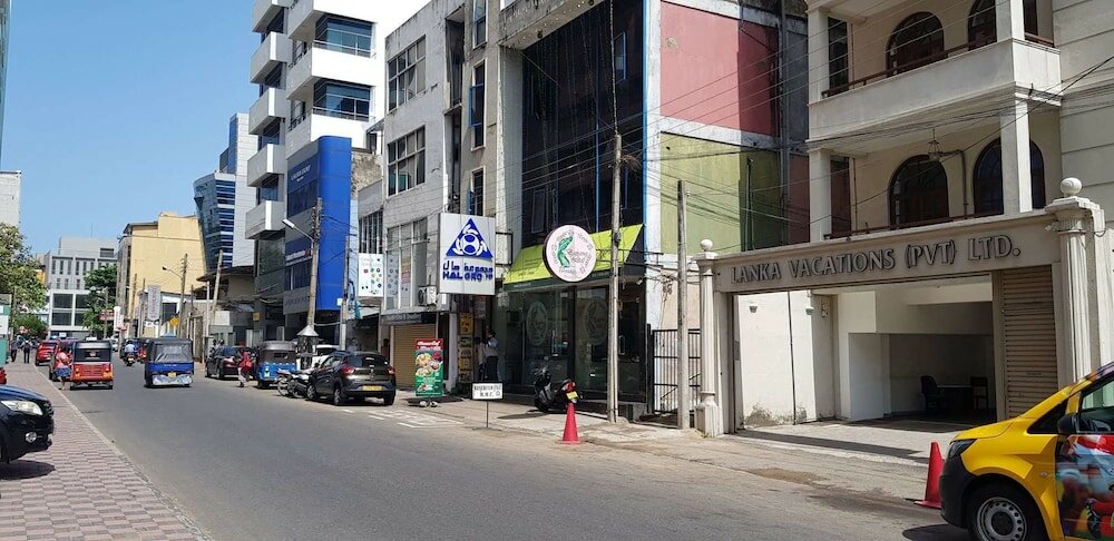 Фото The Apartments by Lanka Vacations