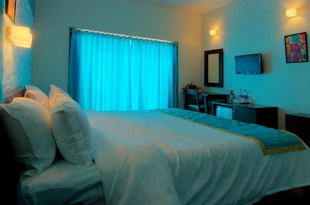 Фото Hotel Ambience Excellency