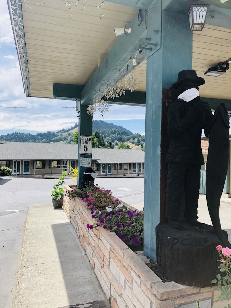 Фото Motel Garberville