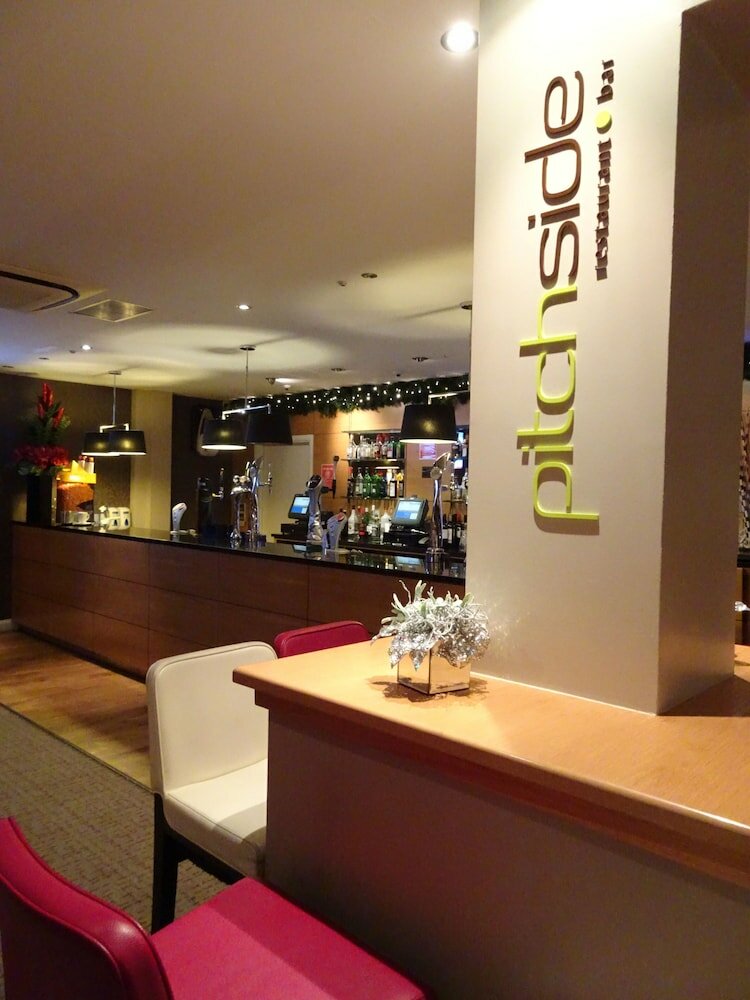 Фото DoubleTree by Hilton Milton Keynes