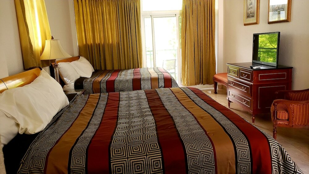 Фото Manoir Adriana Hotel