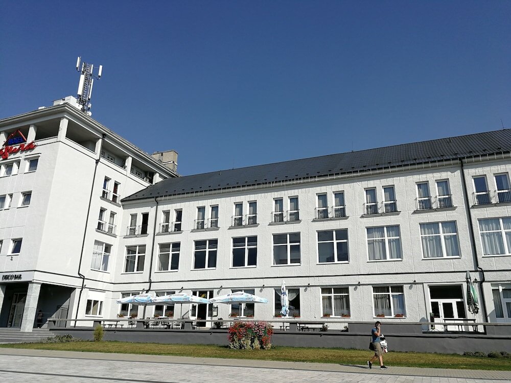 Фото отеля 1