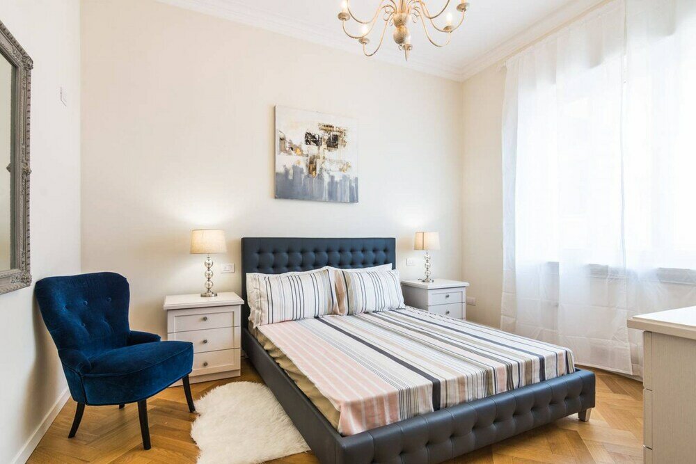 Фото Luxury 3 Bedrooms Near Duomo