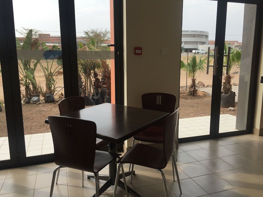 Фото Cycad Palm Hotel