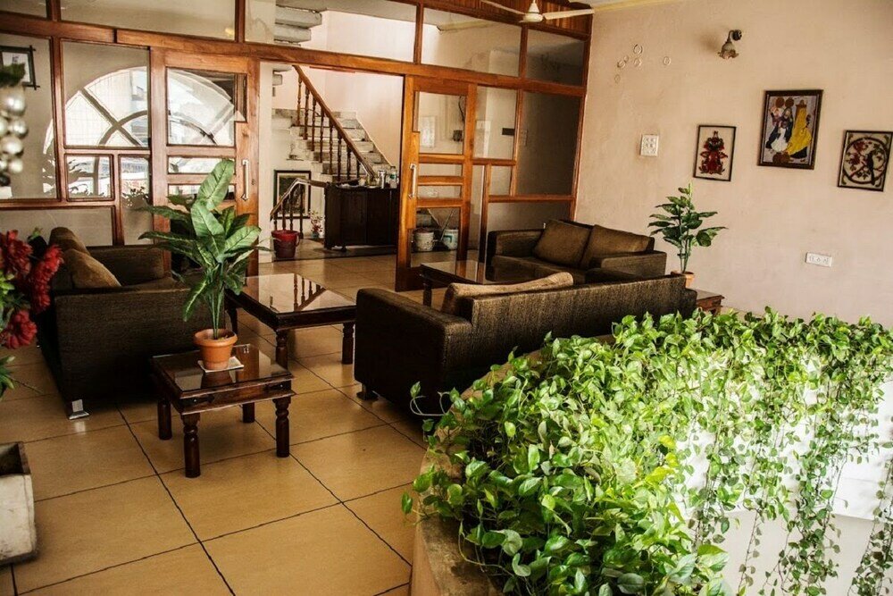 Фото отеля 2