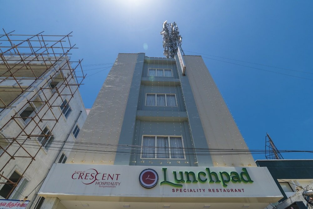 Фото Crescent Inn Navallur
