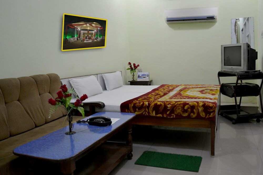 Фото Hotel Rama Palace