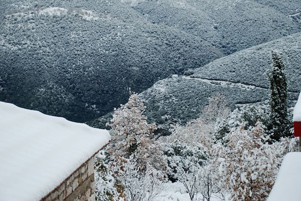 Фото Oreini Nafpaktia Houses