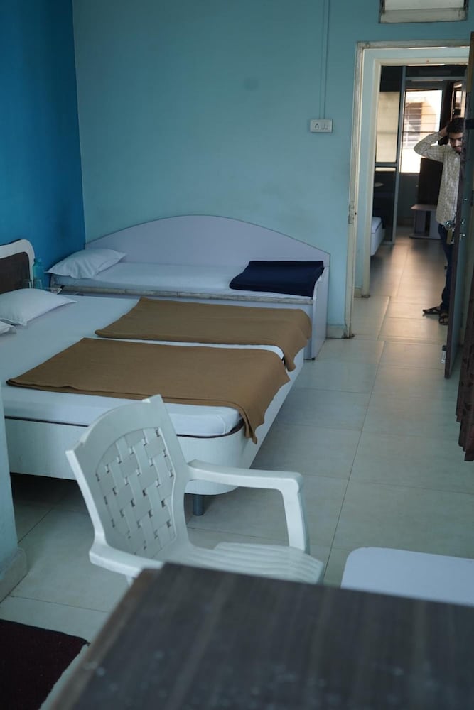 Фото Hotel Aashish Deluxe Kolhapur