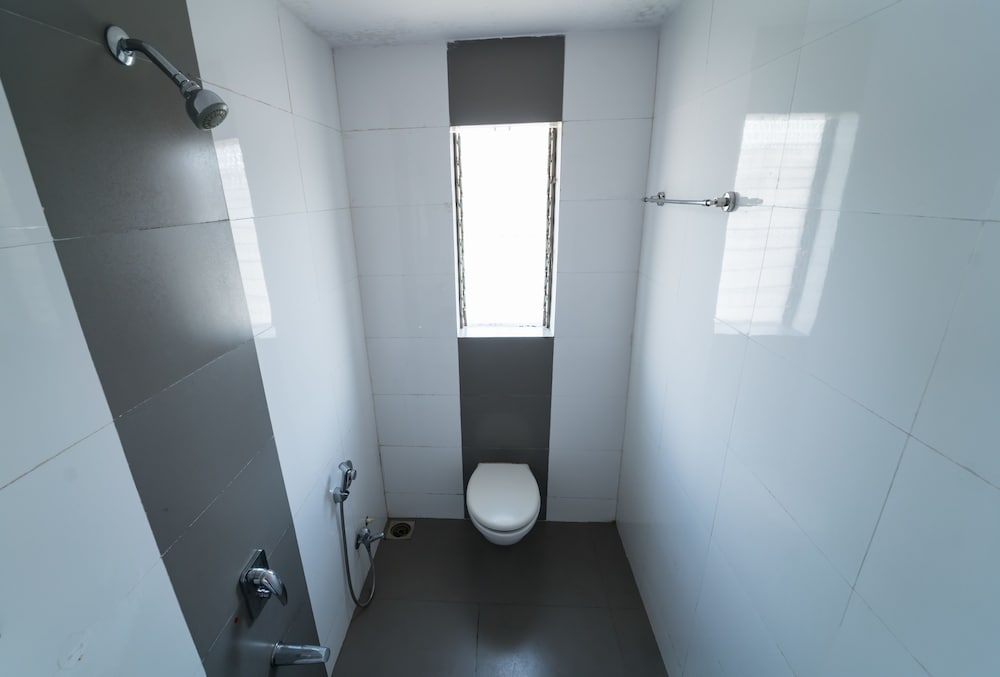 Фото Hotel Aashish Deluxe Kolhapur