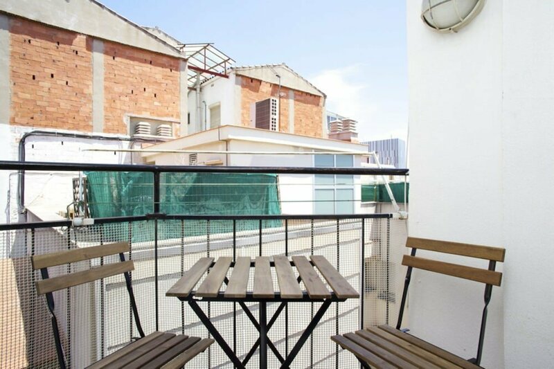 Гостиница BarcelonaForRent Market Suites в Барселоне