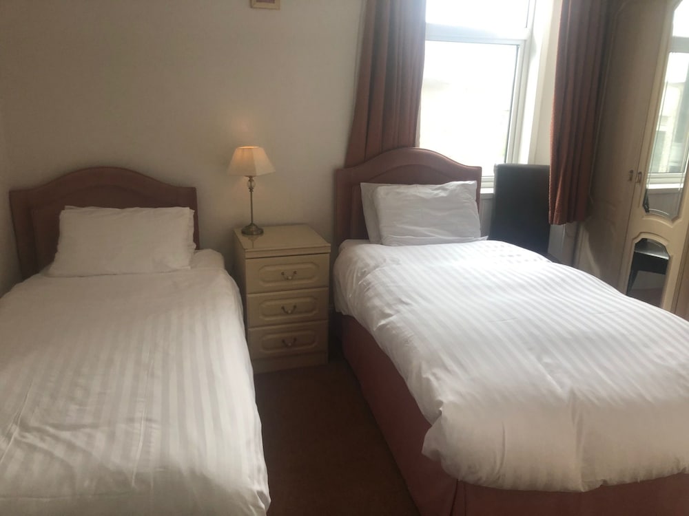 Фото Aberdour Guest House