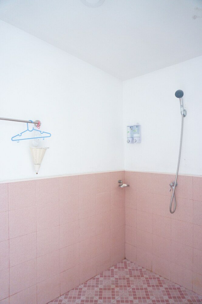 Фото Madinah Hostel Ranong