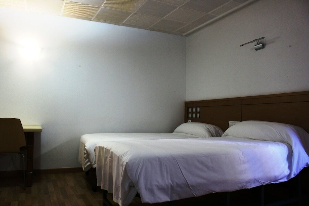 Фото Hostal Al-Andalus